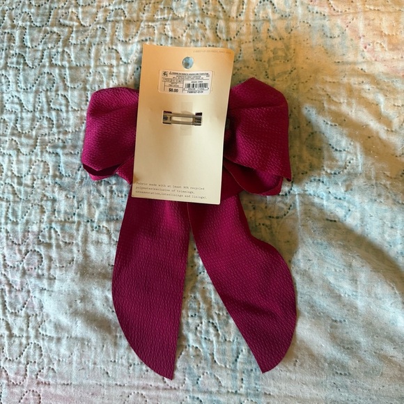 A New Day Red Hair Bow - Picture 2 of 5